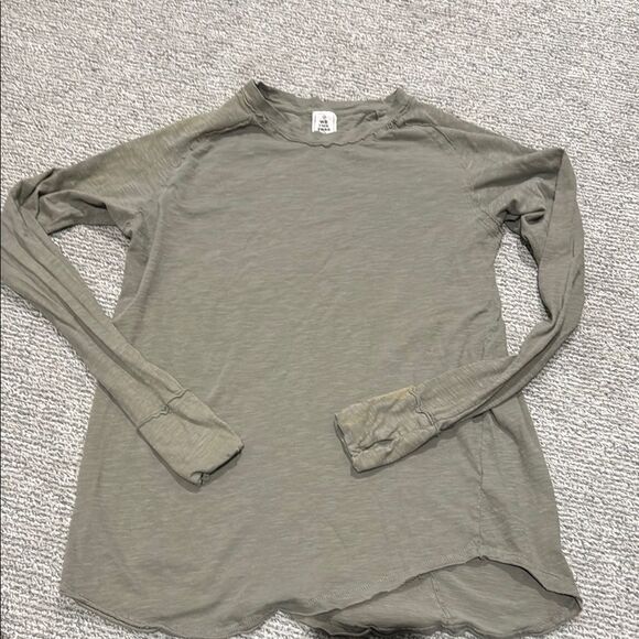 We the Free Long Sleeve Olive Green Top - Picture 1 of 3